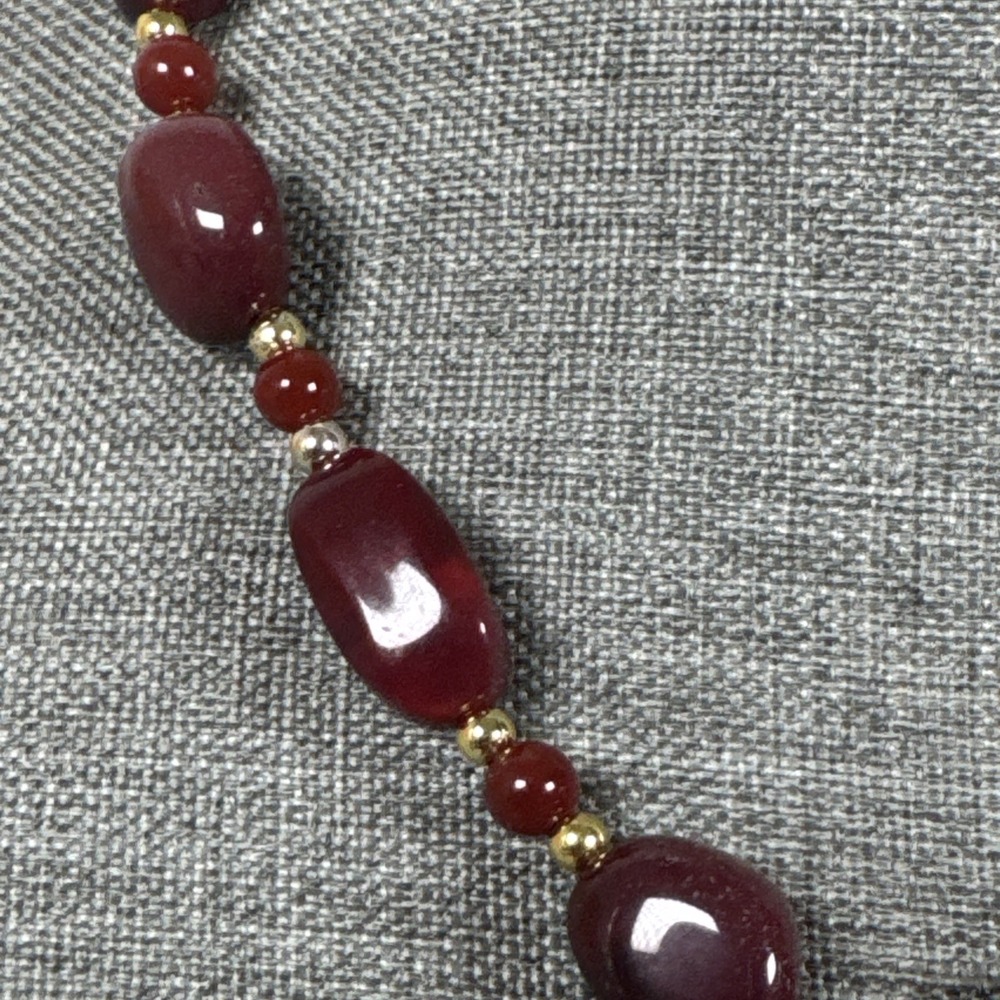 Goldtone Burgundy Acrylic Bead Necklace Handmade 19" - Picture 3 of 6